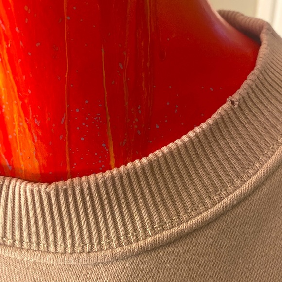 AMERICAN EAGLE Jegging Fit Ahh.Mazingly Soft Oversized Tie-Dye Sweatshirt - Picture 12 of 12